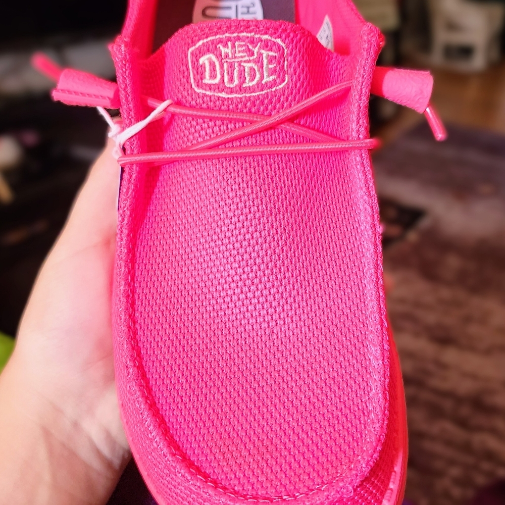 Hey Dudes Electric Pink